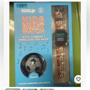 Kids Smartwatch with wireless speaker. Brand new!